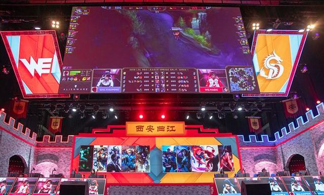 史密斯在场 史密斯在场