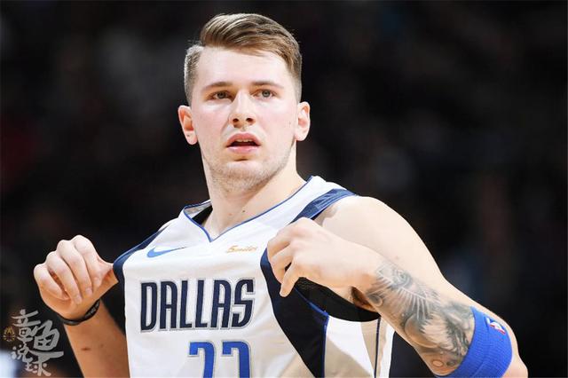 冉升起的足 冉升起的足