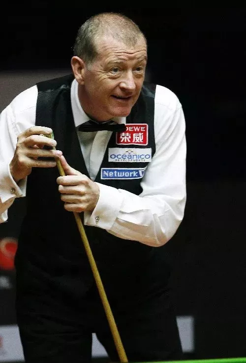 员投身于短 员投身于短