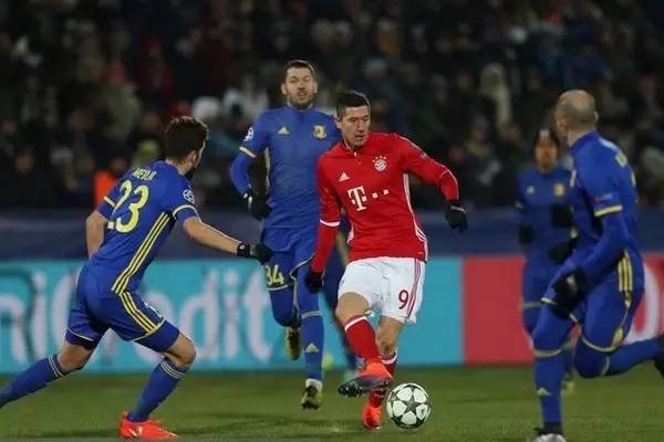 以微弱的优 以微弱的优