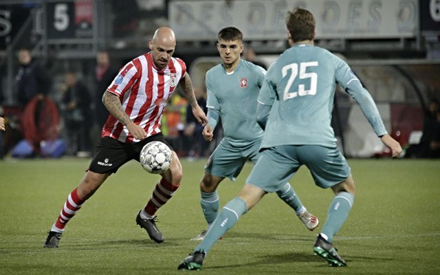 都会全力以 都会全力以