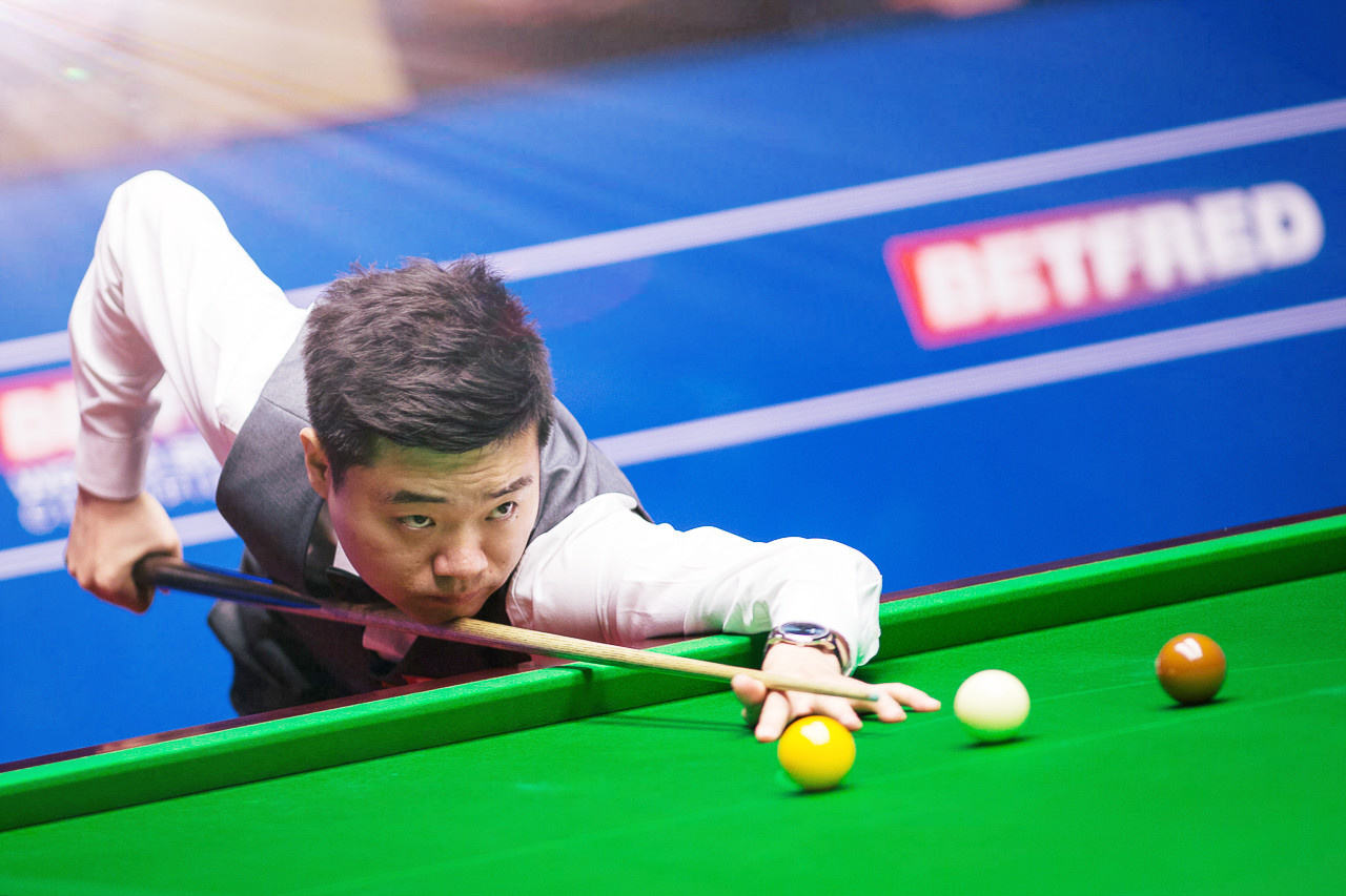 球员表现以 球员表现以