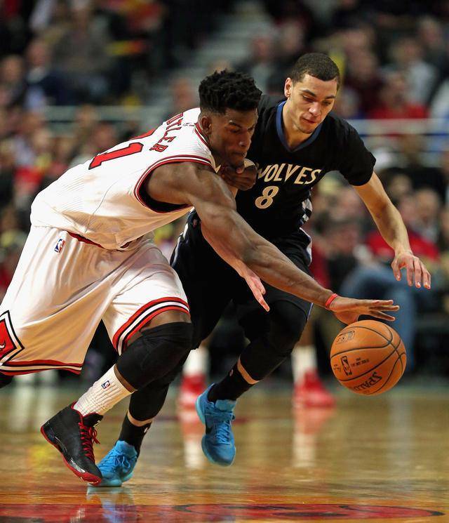 而是两人之 而是两人之