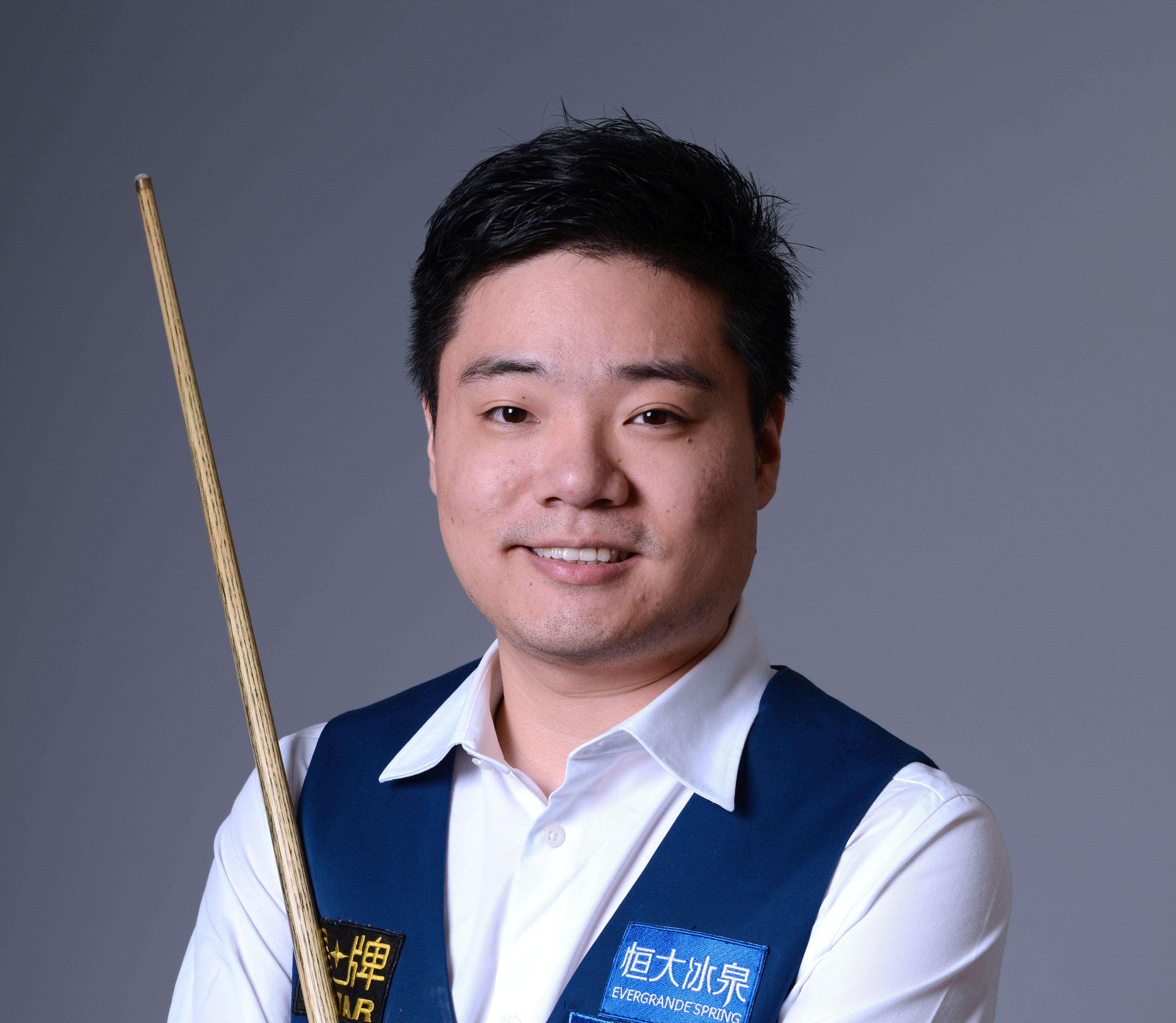 昂的年轻边 昂的年轻边