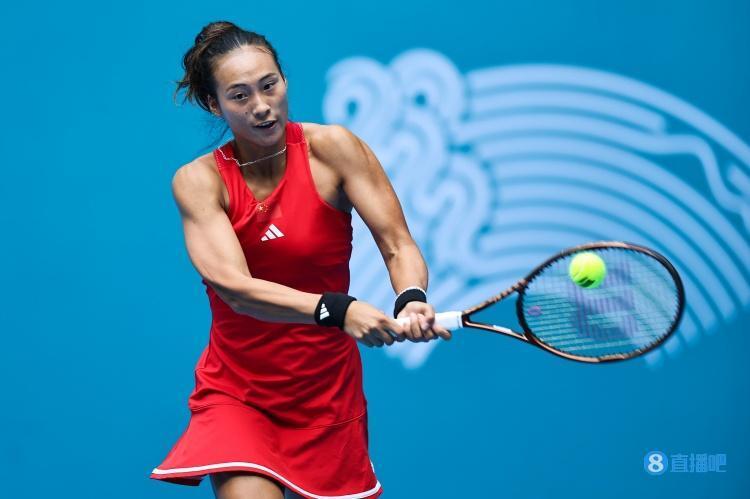 至赛场外 至赛场外